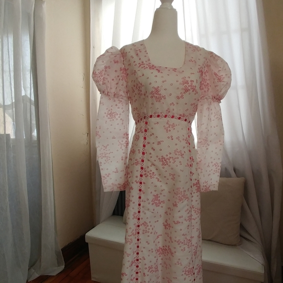 Vintage Rose Print Puff Sleeve Maxi Dress